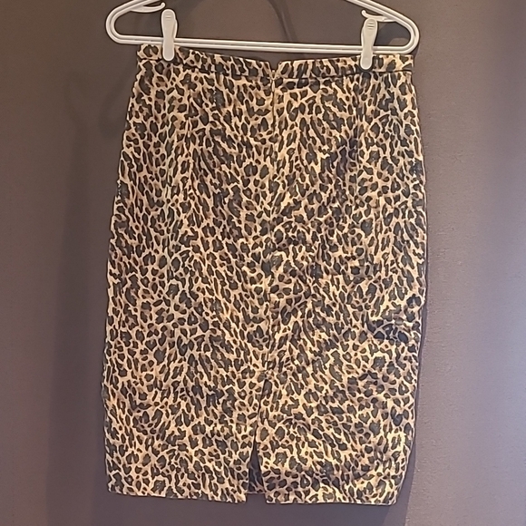J. Crew yellow leopard pencil skirt knee-length night out Size 4 - Picture 3 of 7